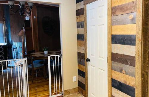 Abandoned Rail Cabin -19 miles to Breckenridge! Hot Tub! - Foto 2