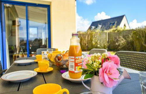 Seaside Villa with Pool in Moëlan - Foto 40