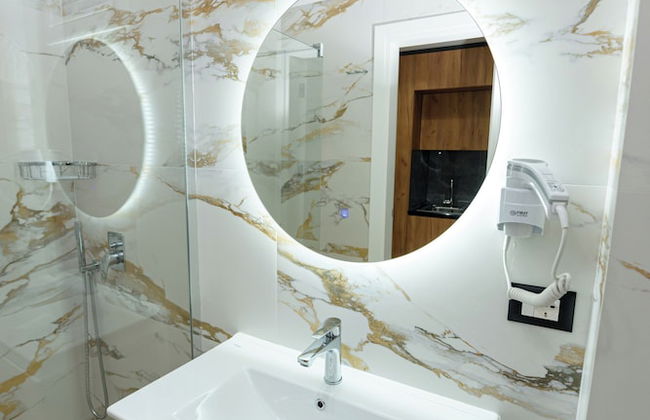 Kevin's Aparthotel - Foto 34