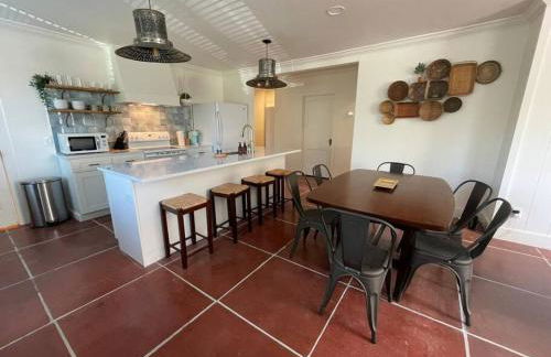 Martin Mill, Santa Fe Inspired Bungalow, 5 minutes to downtown - Foto 8