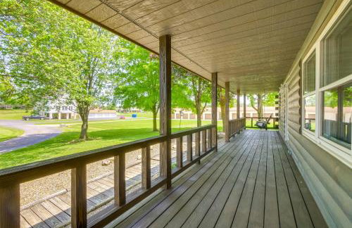 Spacious Massillon Log Cabin with Fire Pit! - Foto 32