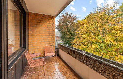 NASA Homes I Moderne Suite I Zentral I 3 Zimmer I 3 Balkone I neu renoviert I Smart TV I Hotelbetten - Foto 5