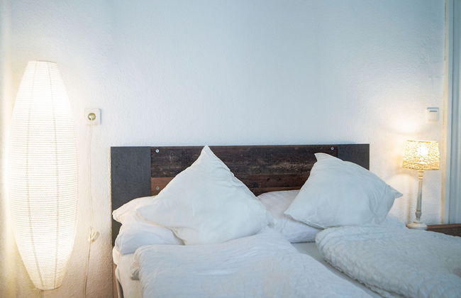 Vibrant Apartment Near Downtown - Foto 6