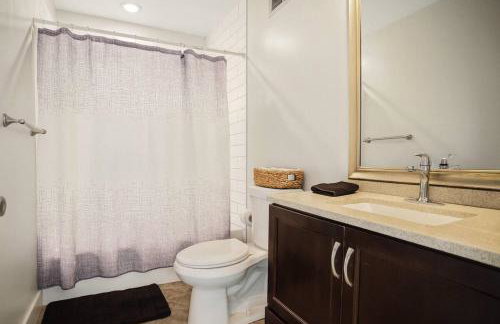 Contemporary City Getaway Luxe Comfort - Foto 35