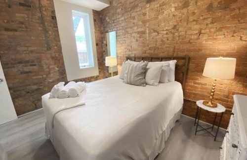 BUBBLES FANTASY SUITE Explore OTR and Rhinegeist - Foto 29