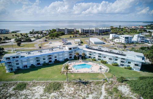 Steps to Sand Ocean-View Condo in Cocoa Beach! - Foto 32