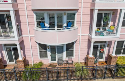 Bayfront Boardwalk Condo w Sunrise Views - Foto 41