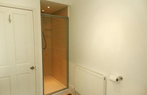 Craegard House - Photo 18