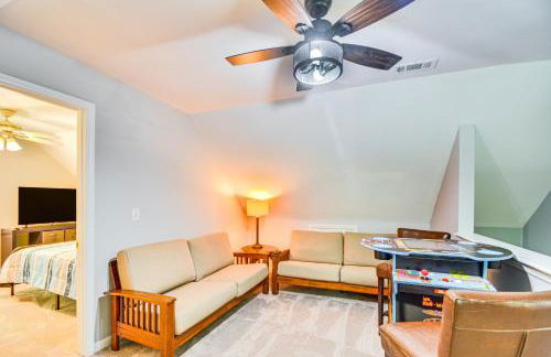 15 Mi to Raleigh Dog-Friendly Home with Fire Pit! - Foto 13