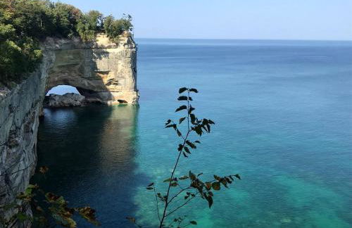 Superb Log Cabin Rental for Groups near Munising and Pictured Rocks National Lakeshore, Michigan - Foto 26