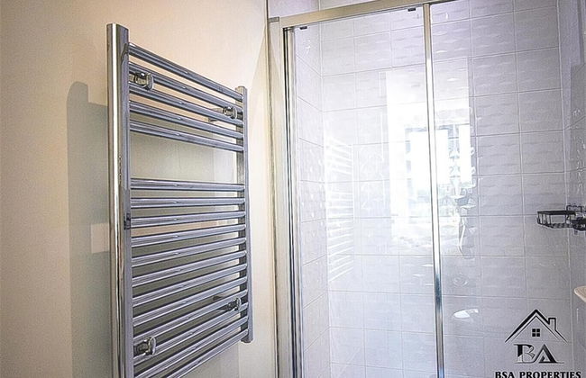 Modern 2 Bed 2 Bath Bracknell With Free Parking - Foto 16