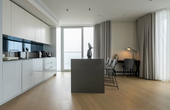 Inspiring Three-bedroom Apartment With City Views - Foto 25