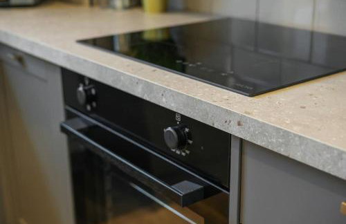 Beighton - 3 Bed Spacious Home with FREE Parking, Great for Groups & Families - Hosted by Stay Host Save - Foto 35