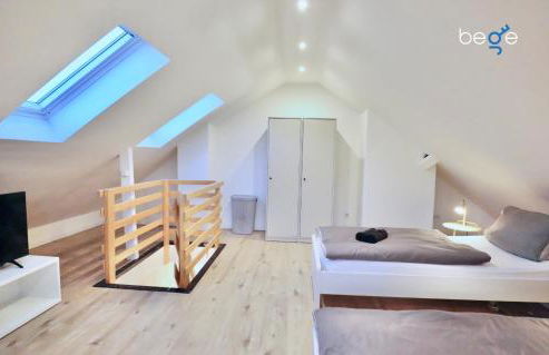 BEGE APARTMENTS DeskSide - Photo 18