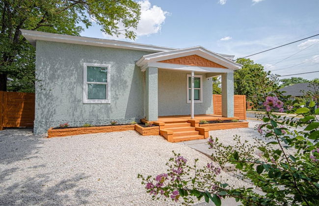 Cozy and Lovely 2BR 2BA Apt A Near Lively Downtown - Foto 2