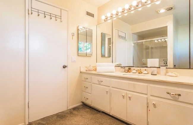 Oak Hills by Avantstay Panoramic View, Pool, Spa - Foto 14