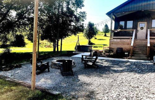 Bourbon Barrel Cottages #3 on Ky Bourbon Trail - Foto 24