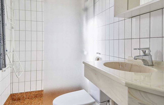 5 Person Holiday Home on a Holiday Park in Gudhjem - Foto 18