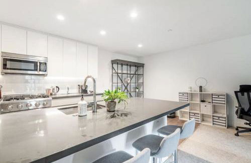 Sharon Green apartments by FantasticStay - Photo 58