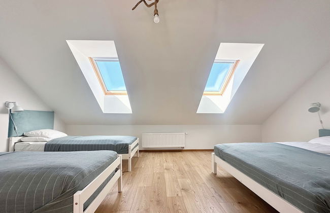 Victoria by Q4Apartments - Photo 5