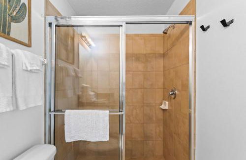 Beach House King Bed Pet Friendly! Fast Wi-Fi Netflix Garage - Foto 49