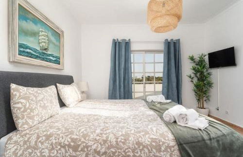 Spacious Villa Swimming Pool by HostWise - Foto 38