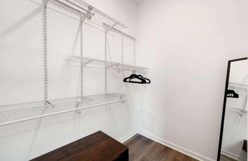 Stylish 3BR Gem in Prime Location - Foto 28