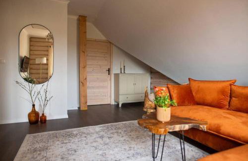 Sielski dom z basenem w Rydzewie - Foto 26