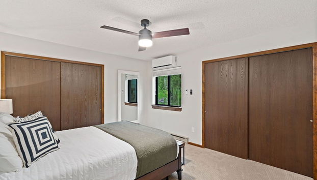 Amazing Sunsets, Biking, Boating and More at the Horsetooth Stoop! - Photo 5, Room