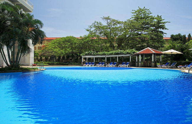 Waterfront Suites Phuket by Centara - Photo 33