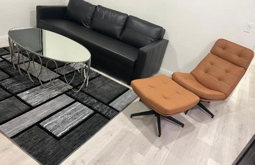 Modern and charming 1 bed first floor apartment - Photo 2