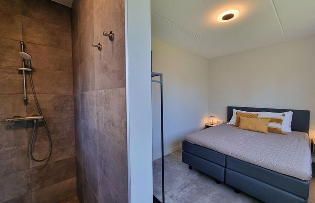 Luxurious Detached Water Villa With Jetty - Foto 28