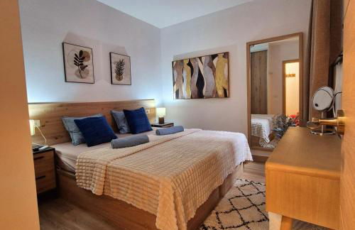 Natalia - Melrose Place - Foto 11