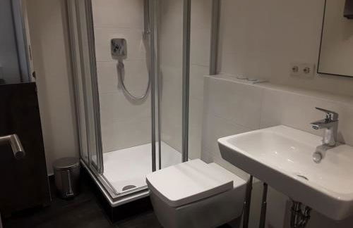 Modernes 1 Zimmer Studioapartment in ruhiger zentrumsnaher Lage - free parking - Foto 2