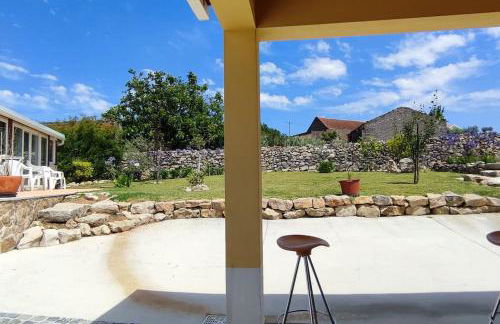 Kyrios Arts Atelier with use of private swimming pool - Foto 28