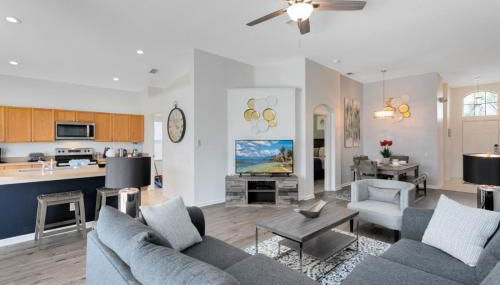 Immaculate 4 bedrooms 3 bathroom in Windsor Palms villa - Foto 2