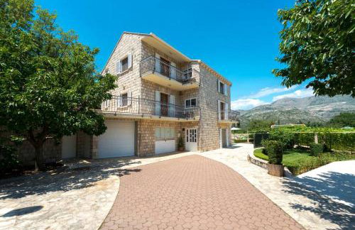 Vila Vergatum-privacy,gym,billiards,table tennis - Foto 28