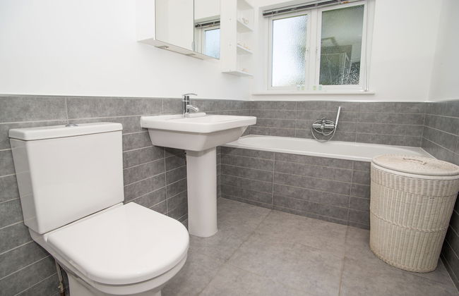 Stoneleigh Village - Photo 49