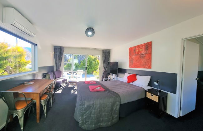 Alpine Motel - Photo 44