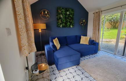 Hallegan Annexe with Private Garden and Woodland-Sofa Bed Only - Foto 8