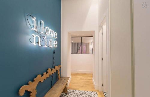 COURS SALEYA Renovated 3 Bedrooms 1 min to Beach Air Conditioning - Foto 13