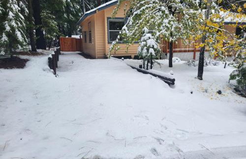 Lovely Home in Pollock Pines with Hot Tub - Foto 24