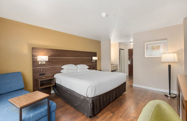 Medallion Inn & Suites - Foto 8