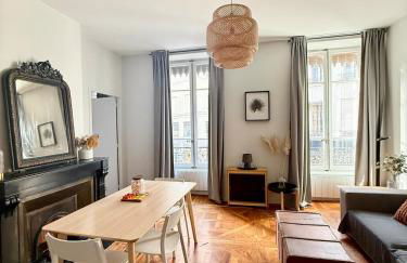 Art de Recevoir - Charmant cocon au cœur de Lyon avec vue sur Fourvière - Foto 9