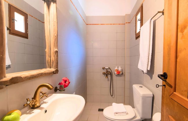 Venetian Mansion, 2 Separate Houses, Heated Pool in Kastellos, North-west Coast - Foto 10