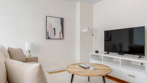 Midtown East 1BR w DM nr UN NYC-906 - Foto 2, Other