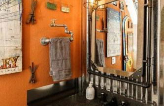 #StayInMyDistrict Eclectic Boise Townhouse near St Als - Foto 22