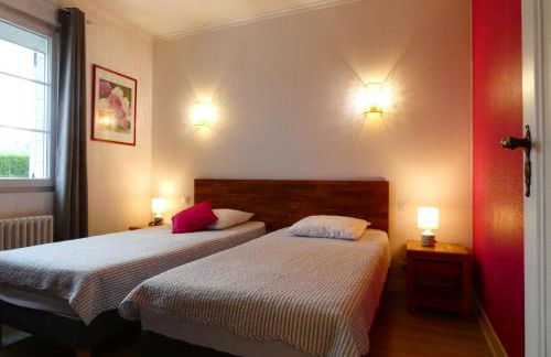 Maison en pierre rénovée, 3 chambres, jardin clos, équipée, calme et proche étang à Senonches - FR-1-581-36 - Foto 2