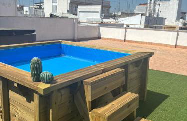 ISG Apartments Downtown family haven Free parking spot - Foto 30