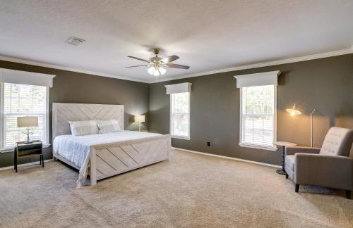 Fishermans Paradise Lake-View Home in Many! - Foto 11